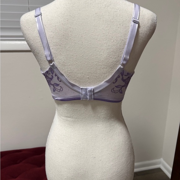 Wacoal New Without Tags Lavender Underwire Bra Size 34DD - Picture 4 of 5
